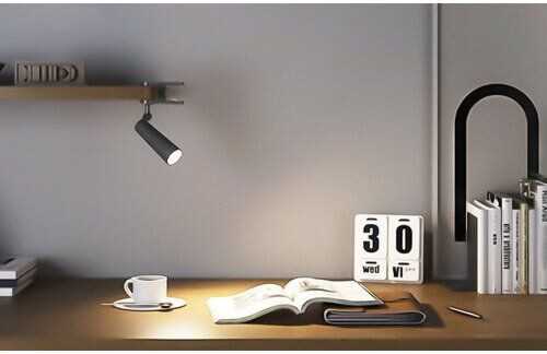 Фотография Лампа настольная Xiaomi Yeelight 4-in-1 Rechargeable Desk Lamp Black (YLYTD-0011)