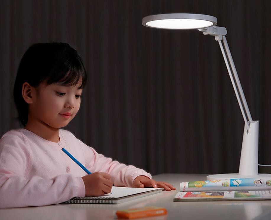 Цена Лампа настольная Xiaomi Yeelight Smart Adjustable Desk Lamp (YLTD03YL)