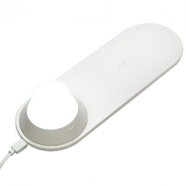 Картинка Ночник-светильник с беспроводной зарядкой Xiaomi Yeelight Wireless Charge Nightlight (YLYD08YI)
