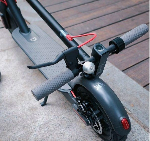 Фото Электрический самокат Xiaomi Mijia Electric Scooter Black