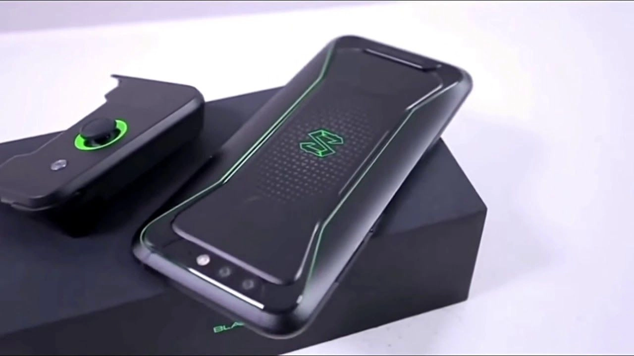 Смартфон игровой Xiaomi Black Shark 64Gb Black - купить смартфон Сяоми  Смартфон игровой Xiaomi Black Shark 64Gb Black, цена на сотовый телефон в  Алматы, Астане, Караганде, Казахстане | xiaomi.kz